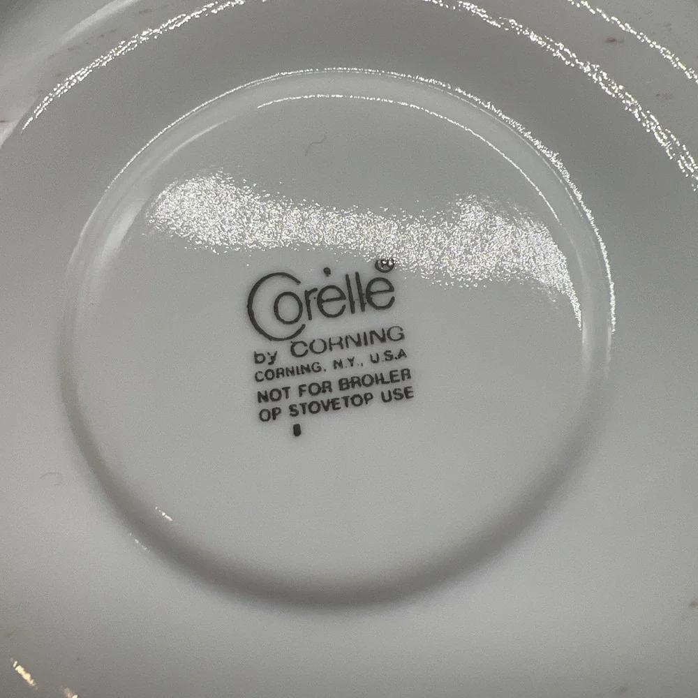 Vintage Corelle Green Spring Blossom Crazy Daisy Coffee Tea Cup Saucer Set of 4